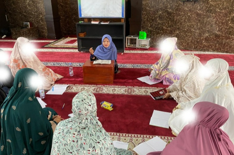Pelan Tapi Pasti, Warga Binaan Perempuan Lapas Pasir Pangarayan Belajar Mengaji Bersama Ustadzah