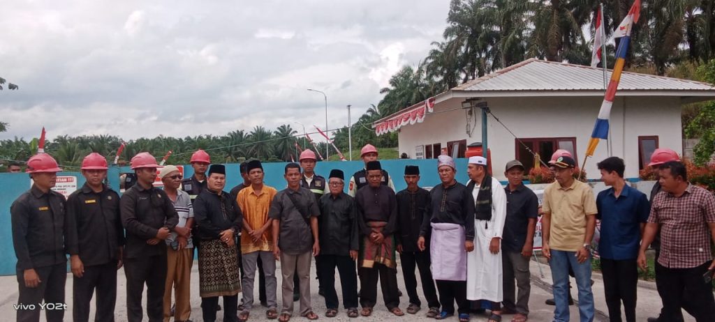 PT KSM Dinilai Tak Hargai Tokoh Adat Desa Teluk Aur