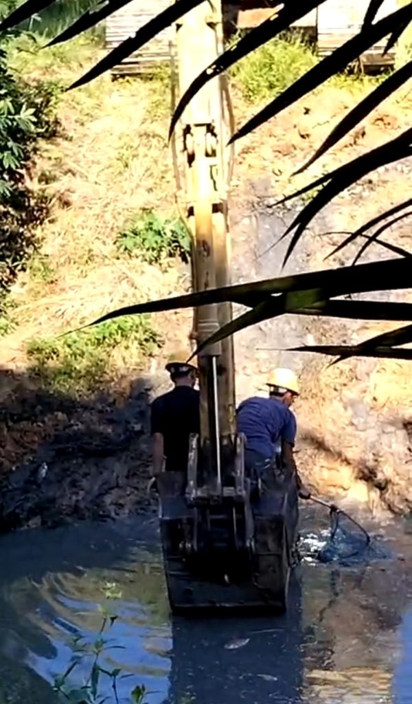 Ikan Mati Mendadak di Lokasi PT KSM Warga Menduga Ada Kebocoran Limbah Pabrik
